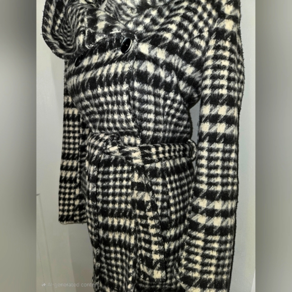 Zara Basic Black And White Patterned Coat - image 5